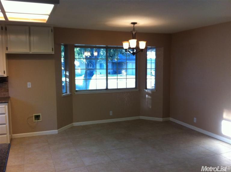 1308 Amanda Dr, Ceres, CA 95307 photo 5