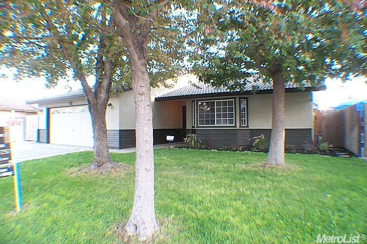 1308 Amanda Dr, Ceres, CA 95307 photo 1