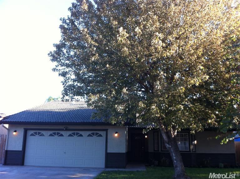 1308 Amanda Dr, Ceres, CA 95307 photo 3