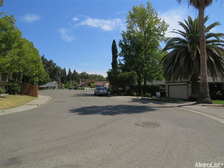 5012 Willow Tree Ct, Carmichael, CA 95608 photo 2