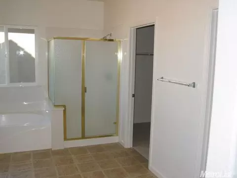 621 Grapevine Pl, Lathrop, CA 95330 photo 6