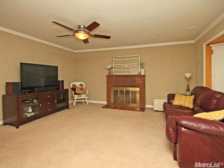 6445 Lincoln Ave, Carmichael, CA 95608 photo 6