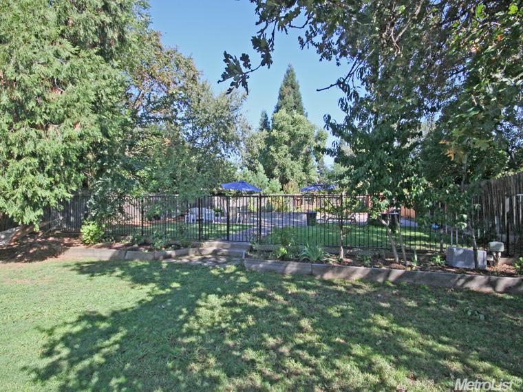 6445 Lincoln Ave, Carmichael, CA 95608 photo 12