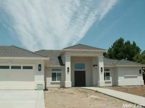 1881 Doak Blvd, Ripon, CA 95366 photo 1