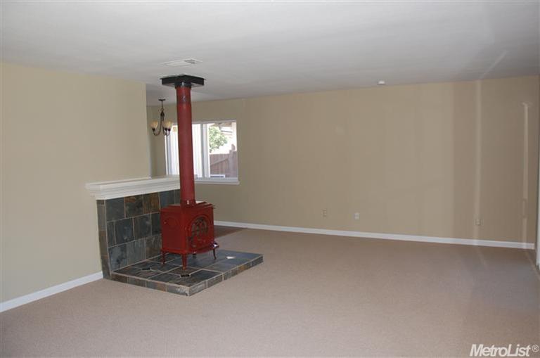 3145 U St, Antelope, CA 95843 photo 3