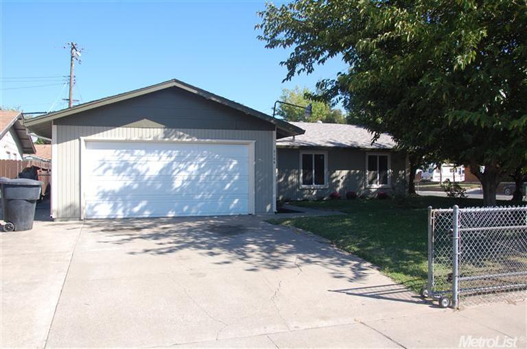 3145 U St, Antelope, CA 95843 photo 2