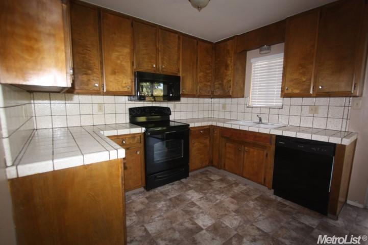 3325 Kathy Ave, Modesto, CA 95355 photo 7