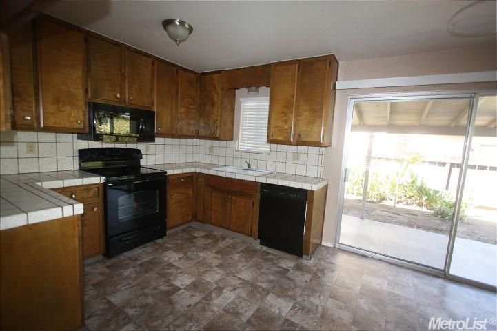 3325 Kathy Ave, Modesto, CA 95355 photo 6