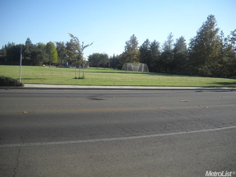 2707 Lillard Dr, Davis, CA 95618 photo 5