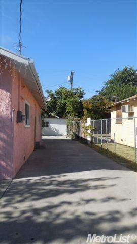 2423 E Worth St, Stockton, CA 95205 photo 3