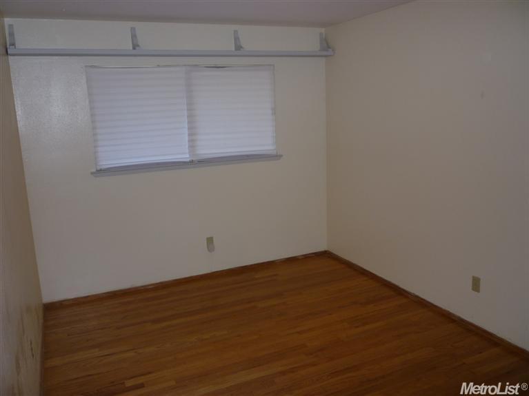 1528 Irene Ave, Modesto, CA 95355 photo 9
