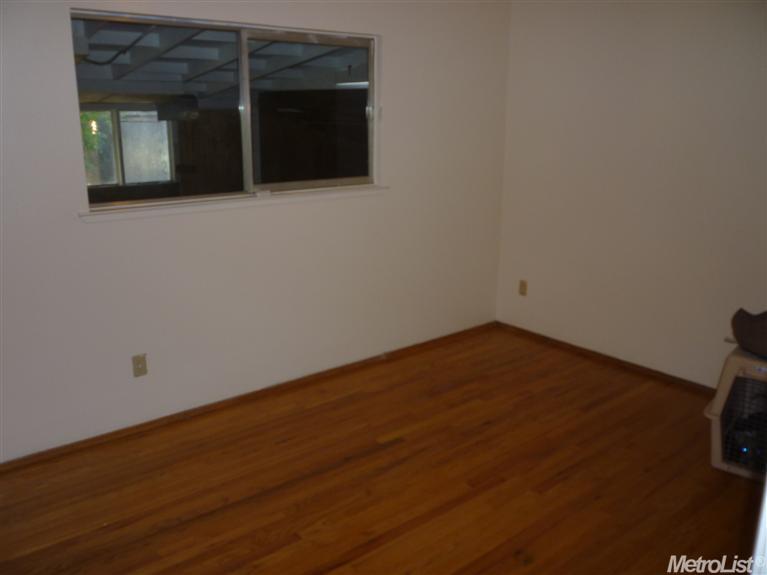 1528 Irene Ave, Modesto, CA 95355 photo 11