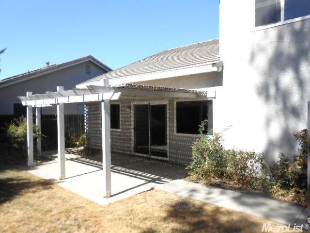 2504 Ives St, Modesto, CA 95355 photo 3