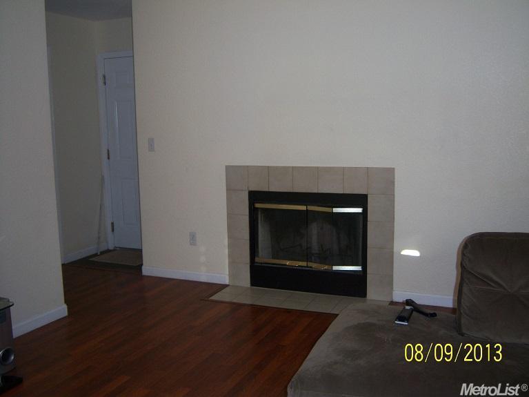 423 Penguin Ct, Patterson, CA 95363 photo 6