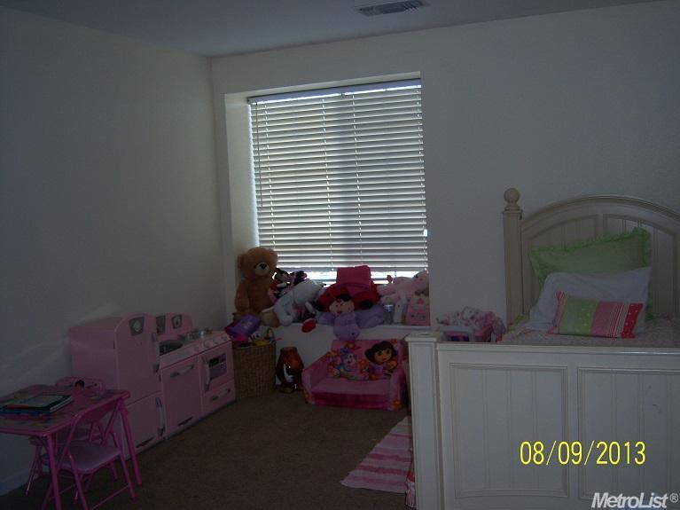 423 Penguin Ct, Patterson, CA 95363 photo 10