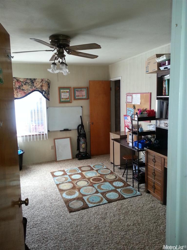 1030 Lloyd St, Lodi, CA 95240 photo 15