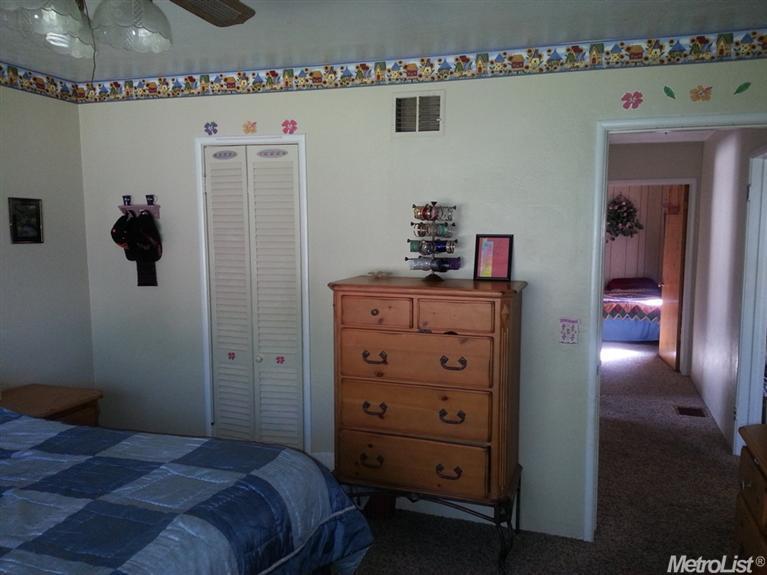 1030 Lloyd St, Lodi, CA 95240 photo 11