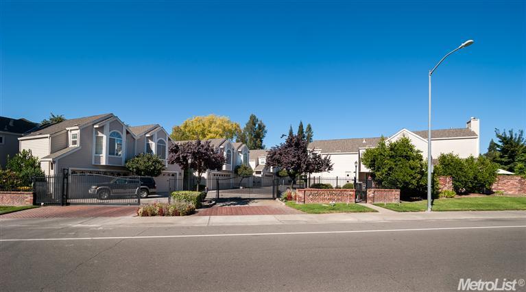 5229 Arden Way, Carmichael, CA 95608 photo 18