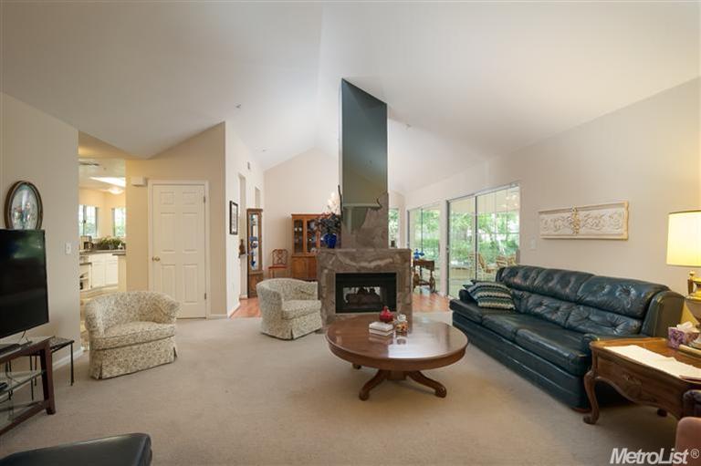 5229 Arden Way, Carmichael, CA 95608 photo 3