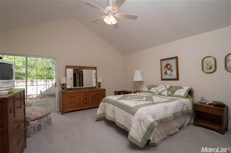 5229 Arden Way, Carmichael, CA 95608 photo 9