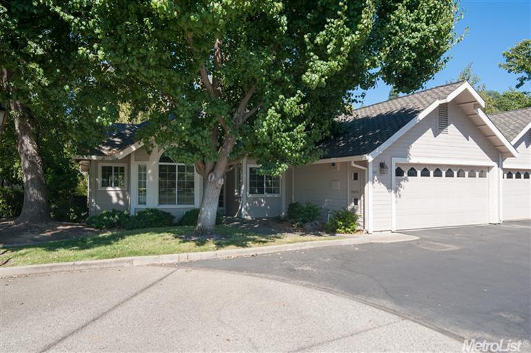 5229 Arden Way, Carmichael, CA 95608 photo 2