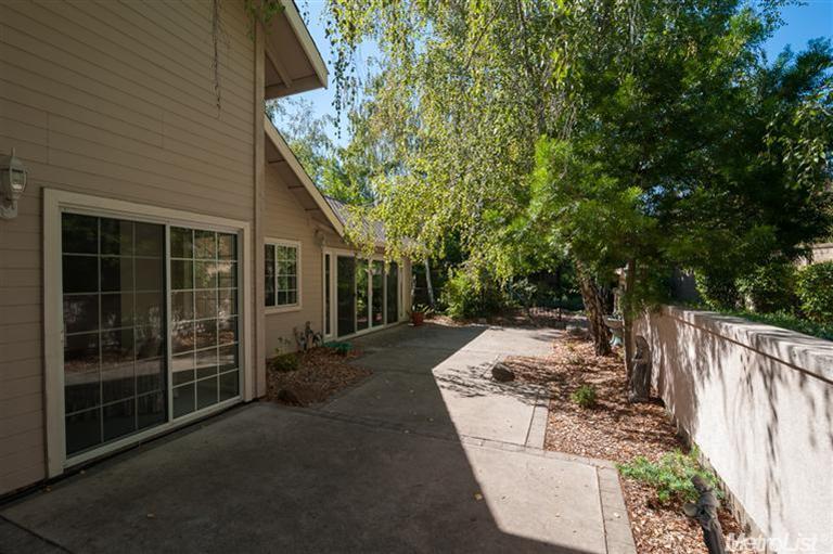 5229 Arden Way, Carmichael, CA 95608 photo 16
