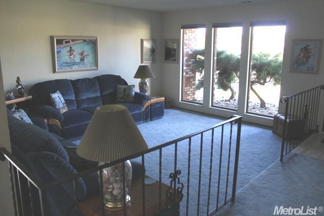 650 Manor Ln, Manteca, CA 95336 photo 2