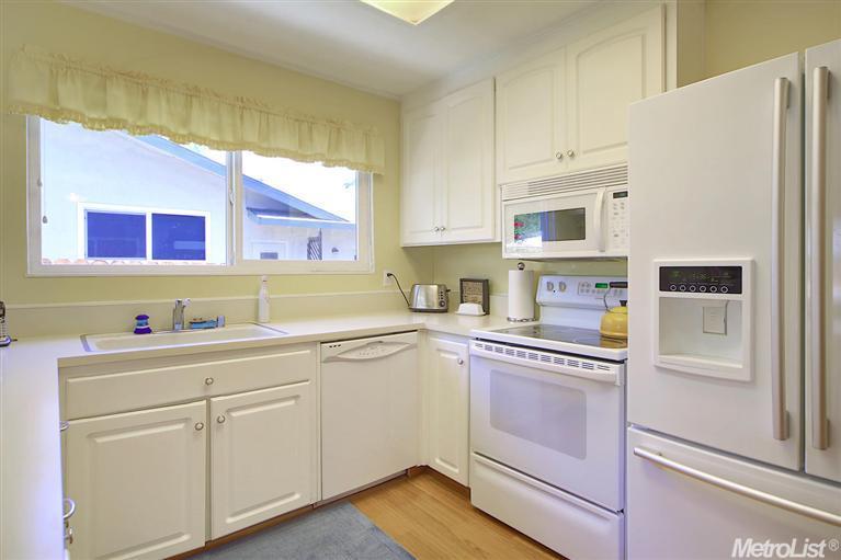 2633 Belmont Dr, Davis, CA 95618 photo 5