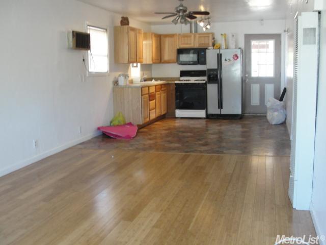 5408 8 Th St, Keyes, CA 95328 photo 4