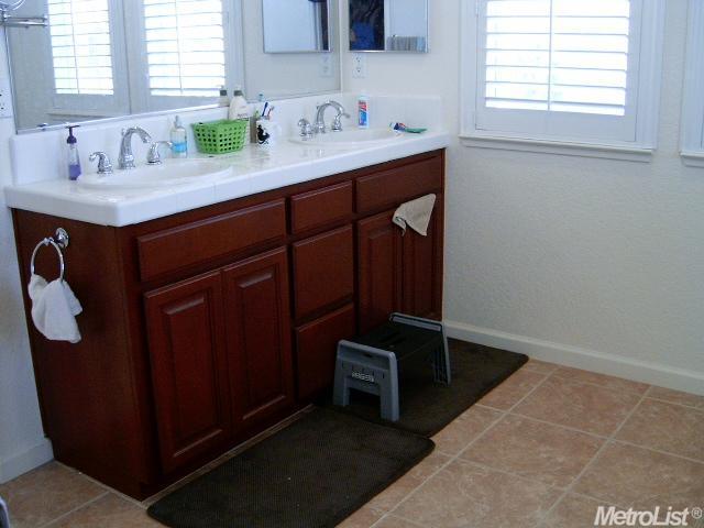 9395 Vintner Cir, Patterson, CA 95363 photo 13