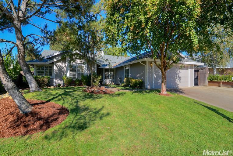 118 Rhoades Way, Folsom, CA 95630 photo 1