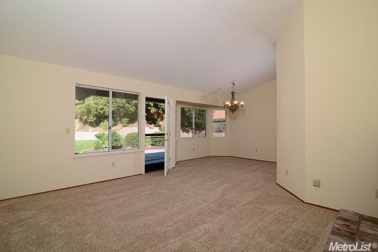 118 Rhoades Way, Folsom, CA 95630 photo 5