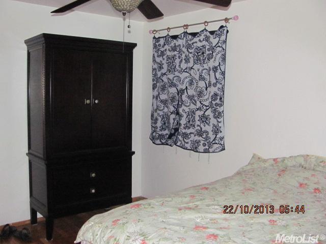 1414 Suzanne Ave, Modesto, CA 95350 photo 8