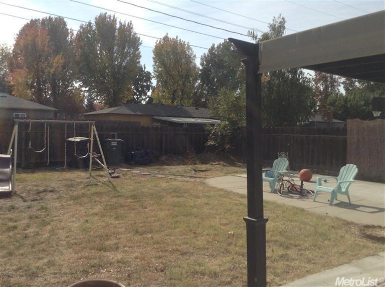 1414 Suzanne Ave, Modesto, CA 95350 photo 22