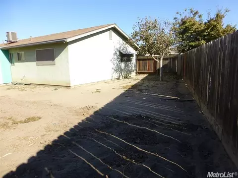 575 Alpine Ave, Manteca, CA 95336 photo 9