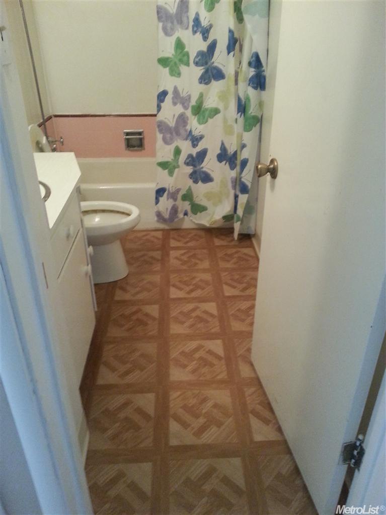 577 S Veach, Manteca, CA 95337 photo 5
