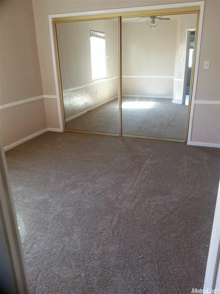 577 S Veach, Manteca, CA 95337 photo 4
