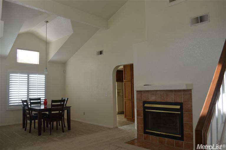 8121 Bellsbrae Dr, Antelope, CA 95843 photo 2