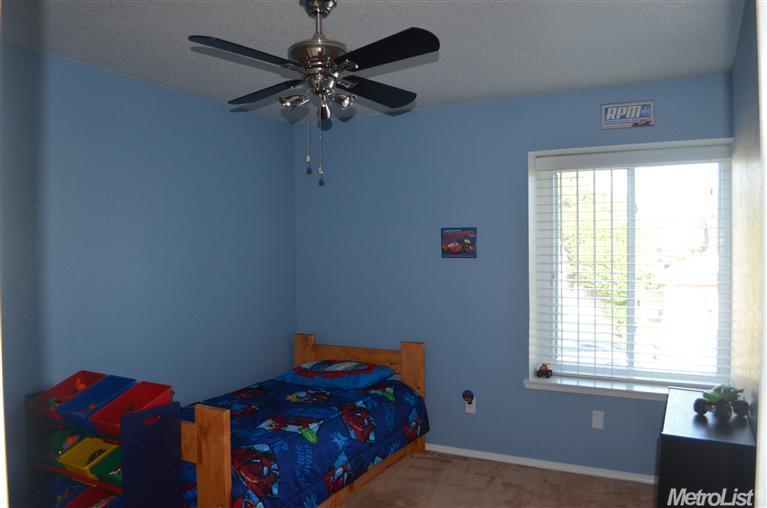 8121 Bellsbrae Dr, Antelope, CA 95843 photo 8