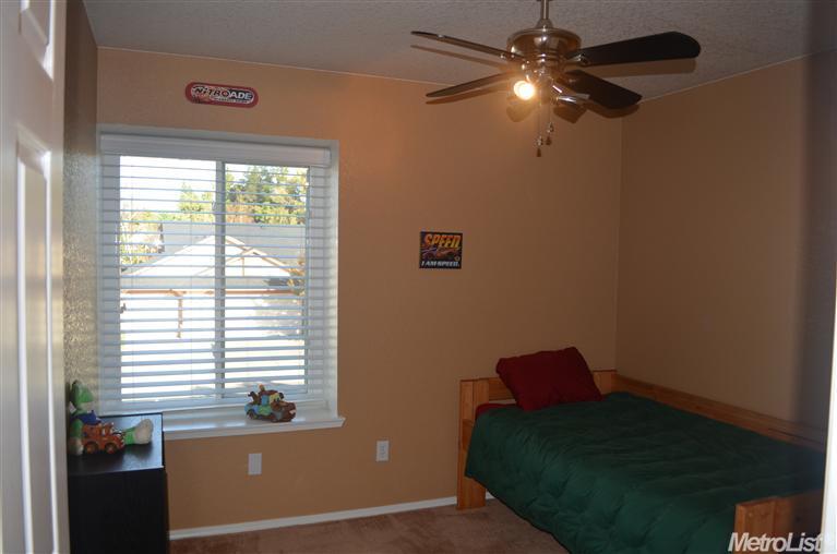 8121 Bellsbrae Dr, Antelope, CA 95843 photo 9