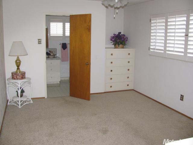 733 S Cresent Ave, Lodi, CA 95240 photo 10