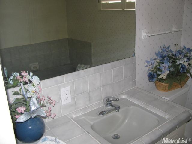 733 S Cresent Ave, Lodi, CA 95240 photo 11