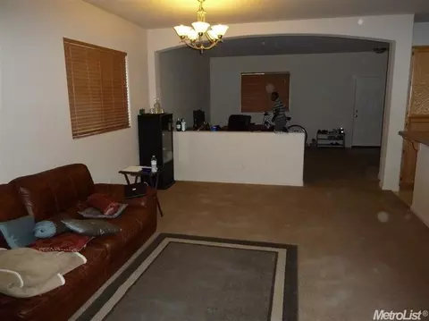 2232 Roberta Ave, Linda, CA 95901 photo 4
