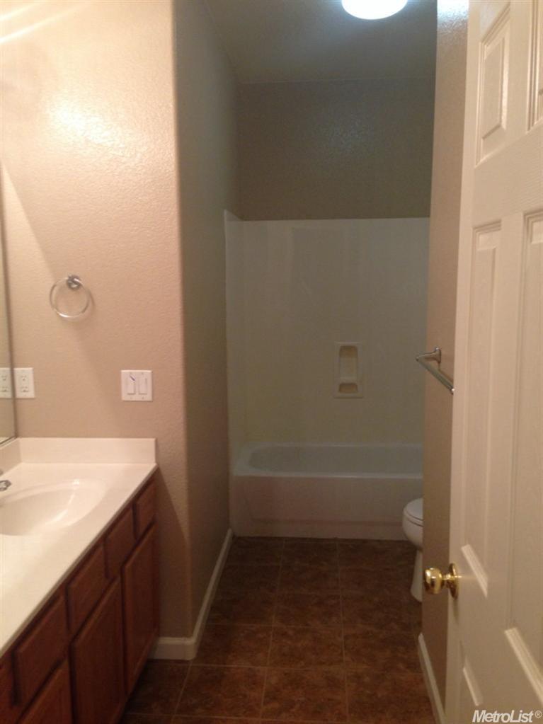 4105 Highlights Way, Modesto, CA 95356 photo 14