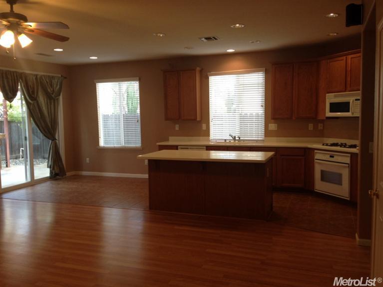 4105 Highlights Way, Modesto, CA 95356 photo 7