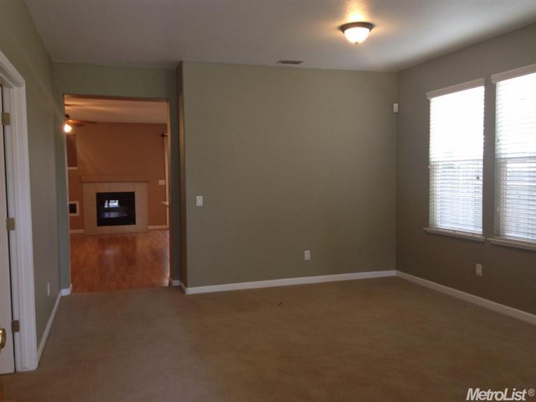 4105 Highlights Way, Modesto, CA 95356 photo 4