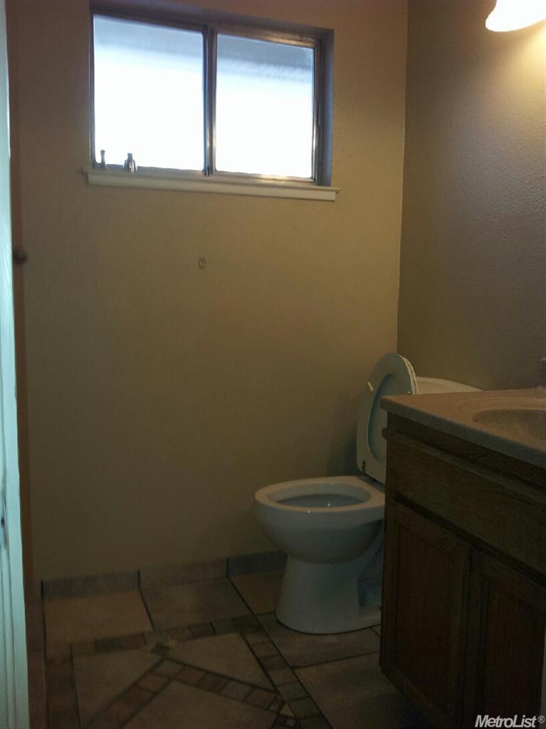 2519 Payne, Modesto, CA 95351 photo 4