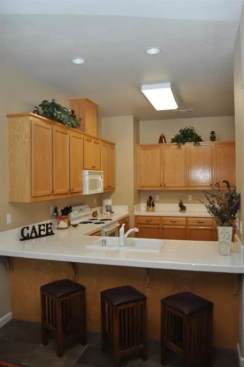 1666 Windy Cove Ln, Ripon, CA 95366 photo 4