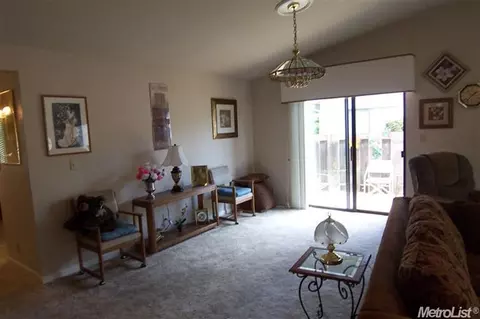 2174 Debutant Walk, Manteca, CA 95336 photo 6