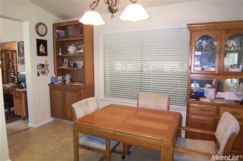 2174 Debutant Walk, Manteca, CA 95336 photo 8